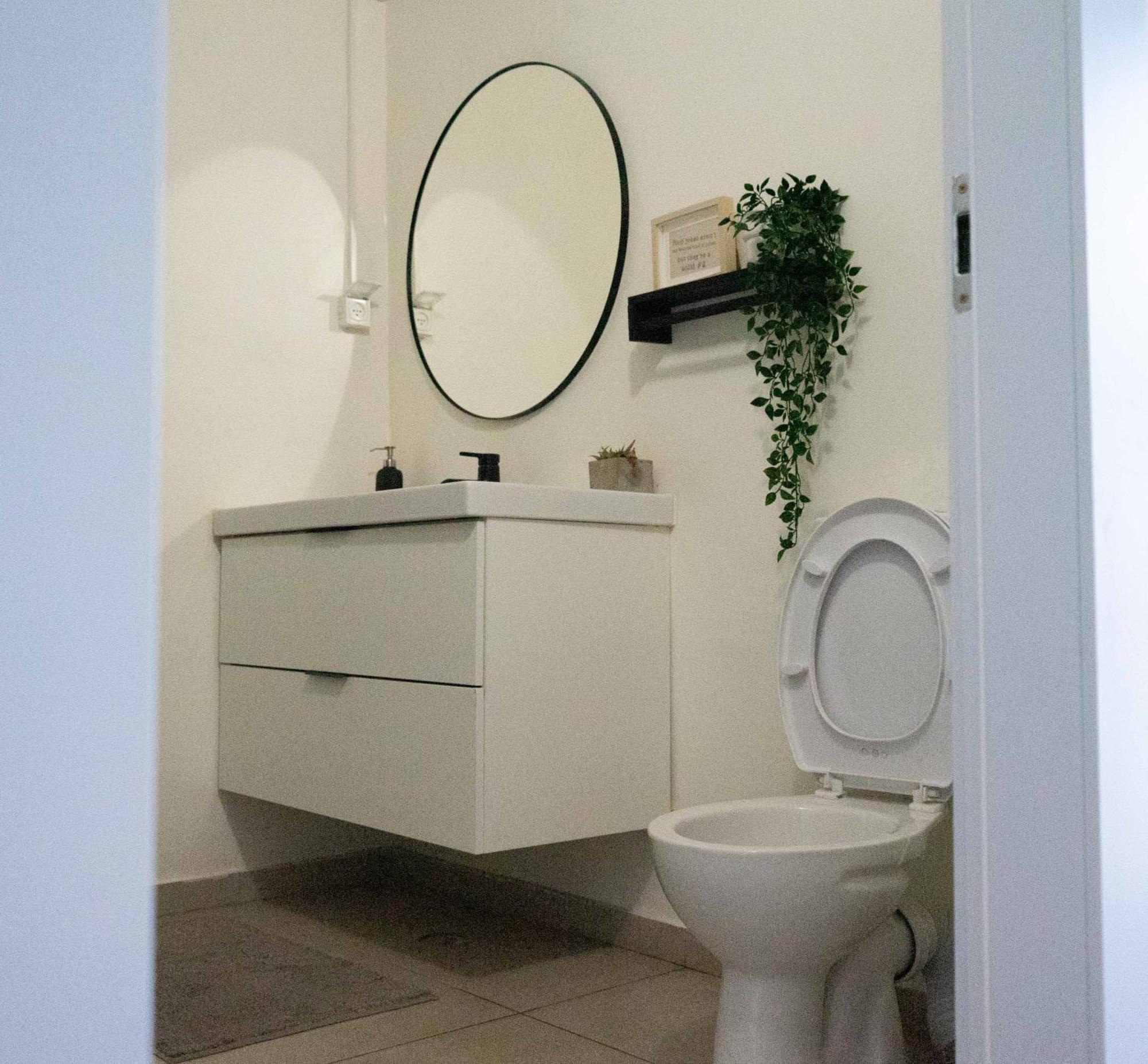 Ajami Guest House Tel Aviv Ngoại thất bức ảnh